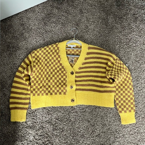 Brown & Yellow Striped Crop Sweater - Picture 3 of 4